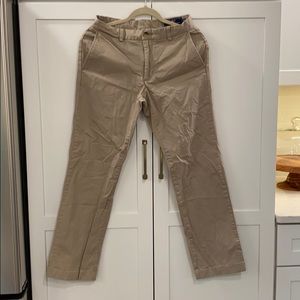 Vineyard vines khaki pants